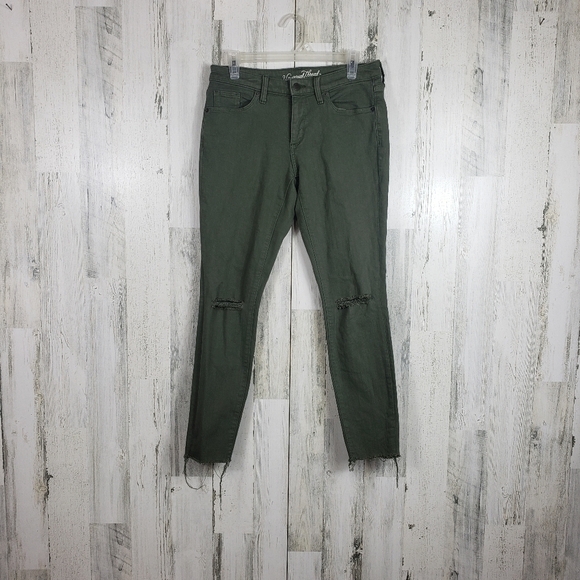Universal threads army green ripped raw hem mid rise jegging womens size 6/28 - Picture 13 of 13